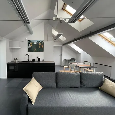 Atelier Stare Apartment *